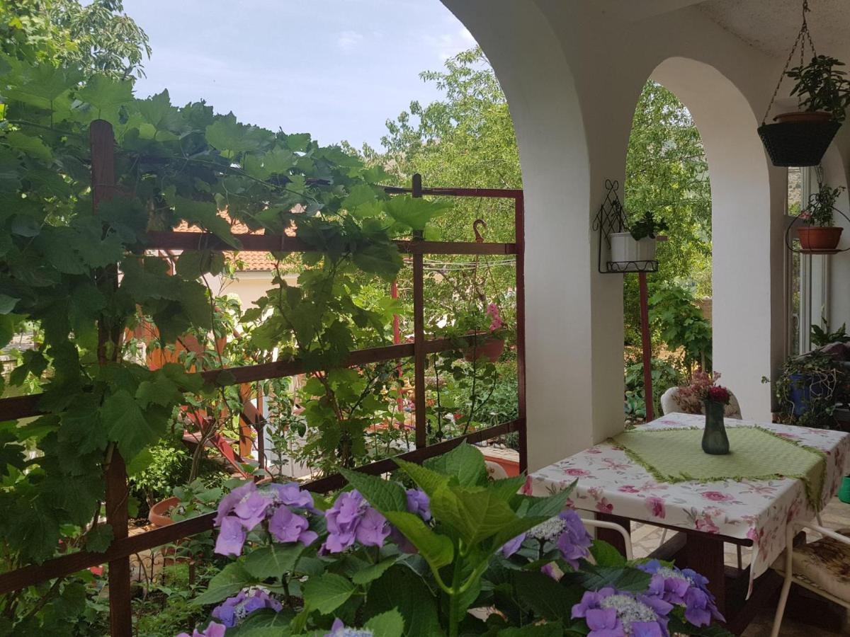 Apartments Varga เซนญ์ ภายนอก รูปภาพ